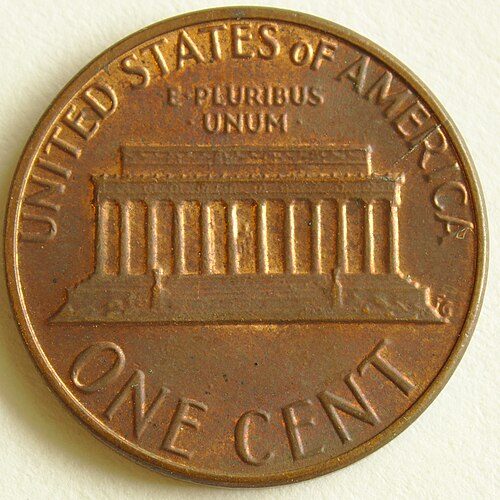 Reverse of a Lincoln Memorial cent showing the Lincoln Memorial building.